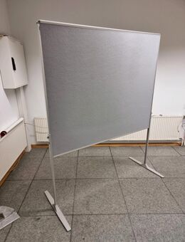 ✅️ Pinnwand Moderationswand Stoff höhenverstellbar beidseitig‼️ - Hannover