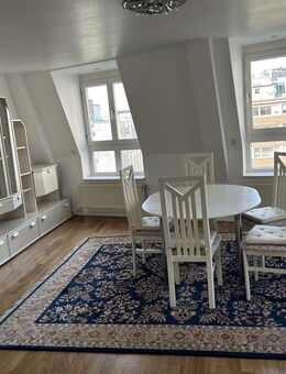 City, 2 Zimmerwohnung, ruhig, lichtdurchflutet - Frankfurt (Main)