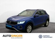 VW T-Roc, 1.5 TSI Life, Jahr 2023 - Marktoberdorf