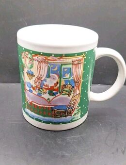 Tasse Weihnachten 10cm hoch 8cm breit Weihnachtszeit Christmas Weihnachtsmann - Essen