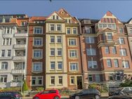 Lichtdurchflutete Altbauwohnung mit Blick über die Dächer der Seestadt - Bremerhaven