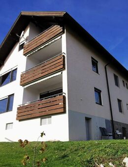 Aussichtslage - Stadt Regen: 3-Fam-Haus m. 270 m2 Wohnfläche - auf Wunsch kurzfristig beziehbar! - Regen