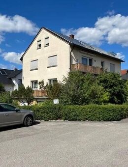 Gepflegtes Mehrfamilienhaus in bester Lage, Pettstadt, 3-Parteien, 4 Garagen, ca. 245 qm. Wohnfläche, voll vermietet - Pettstadt