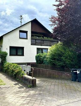 RESERVIERT - modernisiertes Zweifamilienhaus mit Gartenidylle, Balkon, Terrasse & Garage - Bibertal