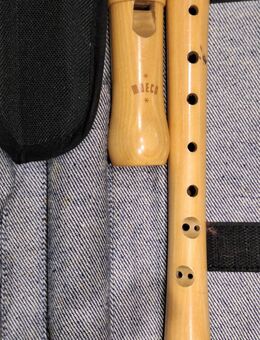 2 Flöten--Moeck Sopran Flöte 27 € und Herwiga Flöte ca 32 cm 19 €-- - Meckenheim