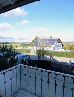 Schöne 3-Zi.-Whg. inmitten der Natur und absolut ruhig gelegen mit großem Balkon. - Hohenfels (Baden-Württemberg)