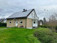 Freistehendes Einfamilienwohnhaus mit Garten zu verkaufen - Zell (Mosel)