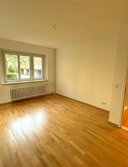 Friedenau - Malerviertel - 2 Zi - FREI - Bezugsfertig - mit Balkon und Einbauküche - Berlin