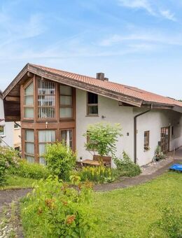 Provisionsfrei - Familienfreundliches Haus mit klugem Schnitt und Einliegerwohnung - Jungingen
