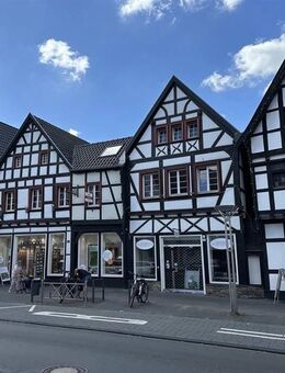 Traumhafte Dachgeschosswohnung im Zentrum - Rheinbach