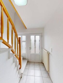 Zuhause mit Rendite: Charmantes Einfamilienhaus mit direkten Mieteinnahmen. - Rastdorf