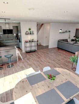 Neuwertiges Einfamilienhaus in Much - Marienfeld *provisionsfrei* - Much