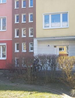 Gepflegte modernisierte 3-Zimmer-Eigentumswohnung (1.OG) in ruhiger Wohnlage mit Ostseenähe - Rostock