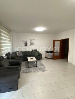 Charmante 3-Zimmer-Wohnung mit zwei Loggien im 2. Obergeschoss - Dortmund