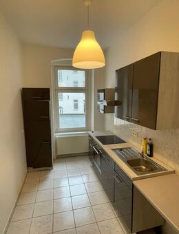 Geräumige 6 RWE mit Tageslichtbad im Stadtzentrum - Görlitz