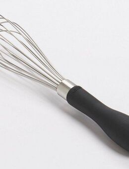 OXO Good Grips Schneebesen, kompakte Größe von 18,5 cm