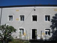 So macht wohnen Spaß! Renovierte 3-Zimmer-Wohnung mit Gartenanteil - Mühldorf (Inn)