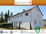 Falanga Immobilien - TOP 3-FH mit zusätzlichem Wohnbereich, Parkplätzen und Garage in TAUNUSSTEIN ! - Taunusstein