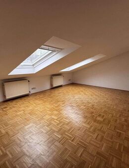 2-Zimmer Dachgeschosswohnung in Mainburg - Mainburg