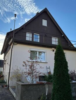 Platz für die ganze Familie: Zweifamilienhaus mit 924 qm Grundstück und modernem Komfort! - Crailsheim