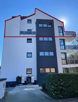 Maisonettewohnung im DG mit Küche & Garage! - Düsseldorf