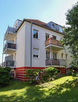 +++ Mitten im Grünen - 2-Zimmer-Whg. mit 2 Terrassen und TG Stellplatz +++ - Dresden