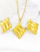 Goldene Anhänger- und Ohrringe im Set, Designs zur Auswahl (neu) in 54292