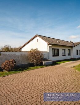 Ihr Rückzugsort der Extraklasse - Einfamilienhaus mit Pool auf großem Grundstück - Freiburg (Elbe)