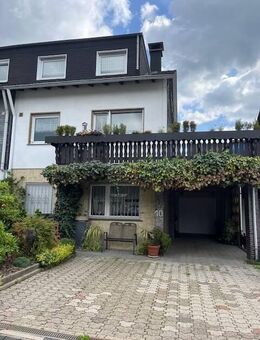Geräumiges Reihenendhaus mit dem Charme der 70iger Jahre - Wermelskirchen