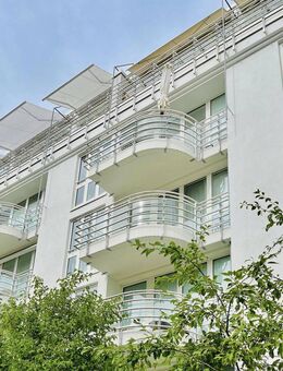 BESTLAGE: Exklusive 2-Zimmer-Wohnung an den Maximiliansanlagen - München