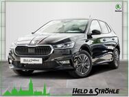 Skoda Fabia, 1.0 TSI Drive R, Jahr 2022 - Neu Ulm