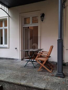 STILLVOLLE ELEGANZ MIT VORGARTEN - Berlin