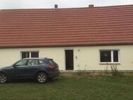 Doppelhaushälfte KFW 55 renoviert in Spantekow, Nähe Anklam / 3-Zimmer Wohnung und Apartment - Spantekow
