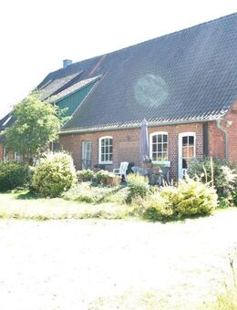 Wohnen mit Bauernhof Flair DHH rechts - Suderburg