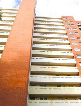 Etwas besonderes: individuelle 6-Zimmer-Wohnung - Lüneburg