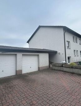 Mehrfamilienhaus mit Potential - Perfekt für Investoren, Kapitalanleger oder Eigennutzer! - Donaustauf