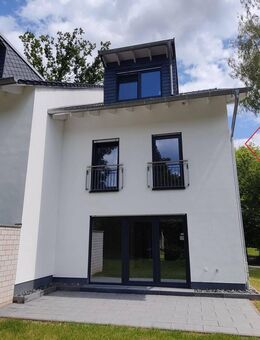 Schlüsselfertiger und energieeffizienter Neubau als DHH in idyllischer Lage! - Mehren (Landkreis Altenkirchen (Westerwald))
