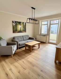 Erstbezug nach kompletter Modernisierung! 3-Zimmer-Wohnung! Bezugsfrei! Balkon! Tageslichtbad! - Dresden