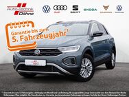 VW T-Roc, 1.5 TSI Life, Jahr 2022 - Rathenow