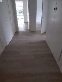 Renovierte 4 Zi-Wohnung in Hamburg-Duvenstedt für Gartenliebhaber - Hamburg