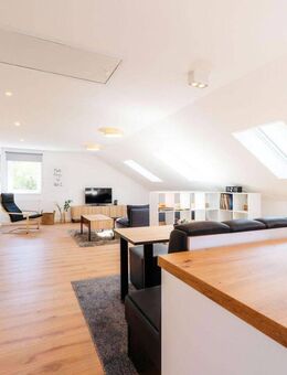 Hochwertig möblierte Wohnung mit Blick über Randersacker - Randersacker