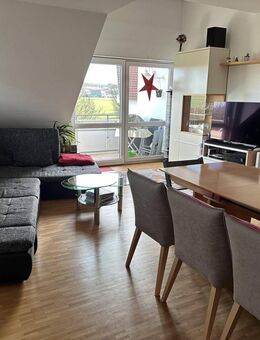 Tolle Galeriewohnung mit Blick auf die Felder und eigenem kleinen Garten - Altdorf (Landkreis Böblingen)