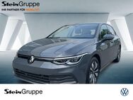 VW Golf, 2.0 TDI VIII Move FLA, Jahr 2023 - Bergisch Gladbach