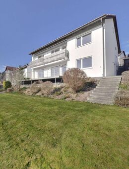 Renoviertes EFH mit schönem Garten und traumhafter Aussicht! - Elsendorf
