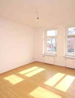 68m²-Wohnung mit großem Balkon ins Grüne! - Chemnitz