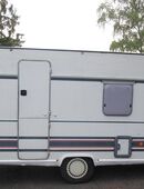Bürstner Staufachklappe ohne Schlüssel ca 83 x 33,5 gebr. mit Rahmen (Stauraumklappe, Serviceklappe) in 63679