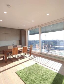 Dachgeschoß in sehr gefragter Lage / Sofortbezug / Lift / Klimaanlage / Stellplatz möglich - Berlin