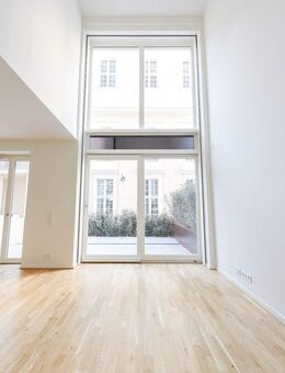 Lichtdurchflutete Maisonette mit Einbauküche, Terrasse & zwei Bädern - exklusives Wohngefühl! - Dresden