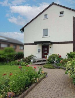 Für Anleger: MFH mit 4 Einheiten und Top-Potenzial in Holle-Derneburg - Holle