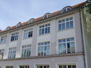 Dachgeschosswohnung mit Balkon und Oberlicht - Apolda